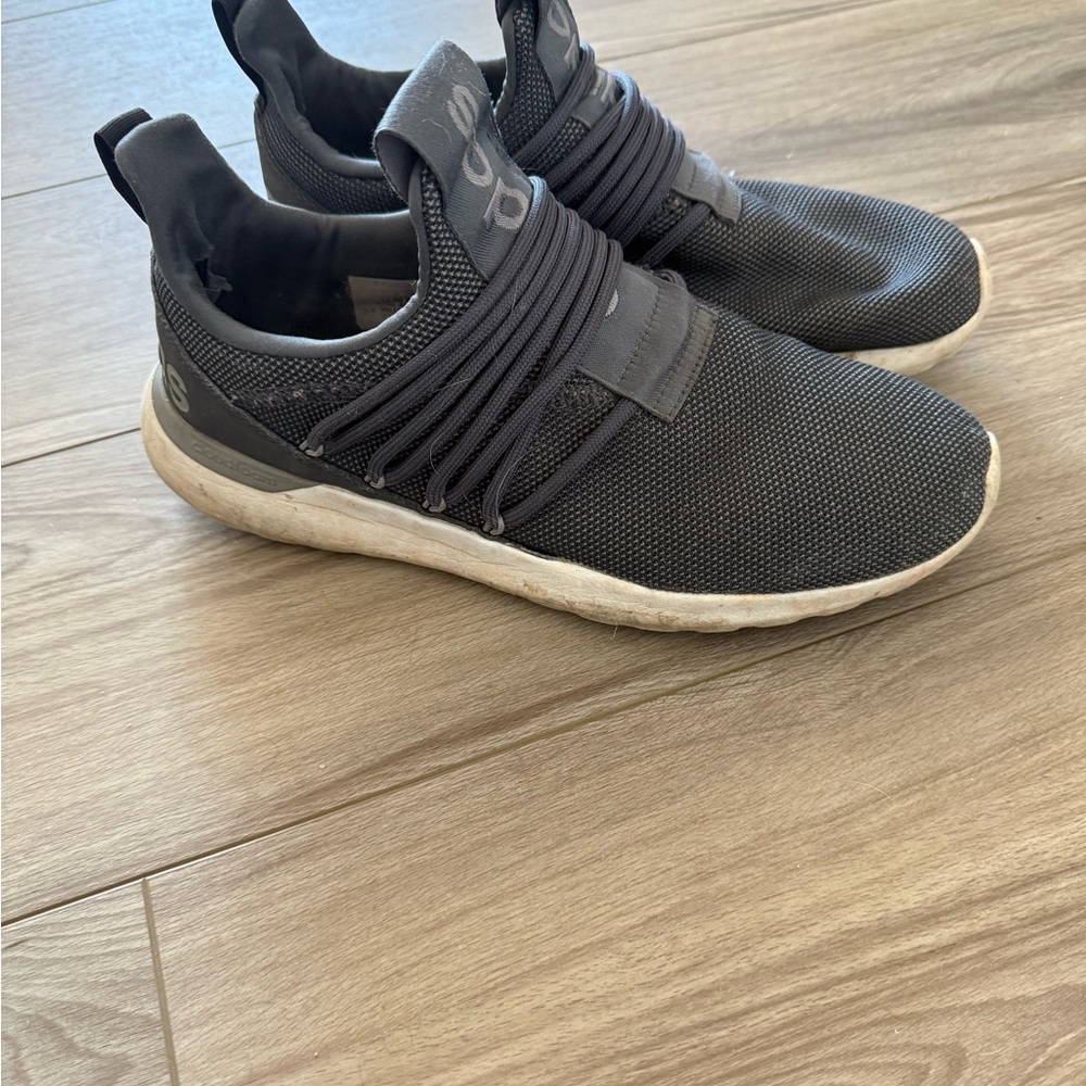 Adidas Men's Black Knit Slip-On Sneakers size 8